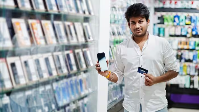 India Smartphone Market: ભારતના સ્માર્ટફોન બજારમાં 11.1% ઘટાડો, ચીની બ્રાન્ડ્સને સૌથી મોટો ફટકો 1 India Smartphone Market