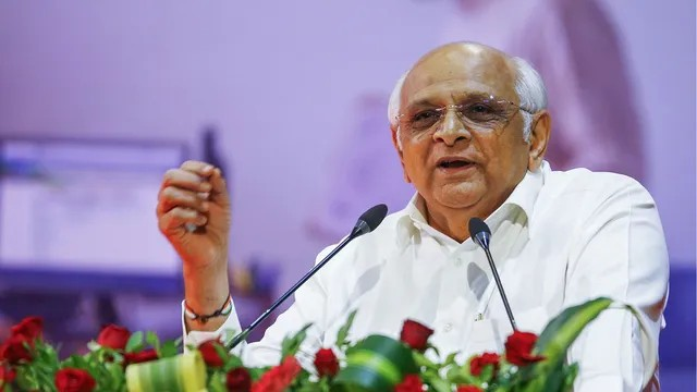 Sugam Digital Gujarat: ‘સુગમ ડિજિટલ ગુજરાત’ને મળ્યો શાનદાર પ્રતિસાદ, 4 મહિનામાં 1 લાખથી વધુ નાગરિકોને ઘર બેઠા મળ્યા ઑનલાઇન સર્ટિફિકેટ 1 Sugam Digital Gujarat