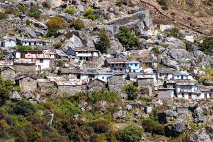 Mana Village History
