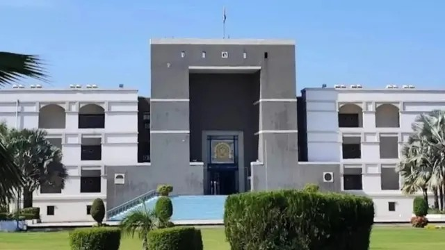 Chaitar Vasava Bail Plea: ગુજરાત હાઇકોર્ટથી AAP ધારાસભ્ય ચૈતર વસાવાને મોટો ઝટકો, જામીન અને સજા પર રોકની અરજી ફગાવાઈ 1 Chaitar Vasava Bail Plea