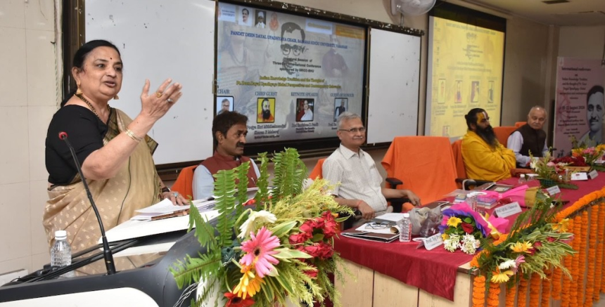 Santishree Dhulipudi Pandit: દ્રૌપદી પ્રથમ નારીવાદી હતા, JNU ભિખારી છે: BHU કોન્ફરન્સમાં JNU ના VC શાંતિશ્રી ધુલીપુડી પંડિતનું નિવેદન 1 8pah9kho