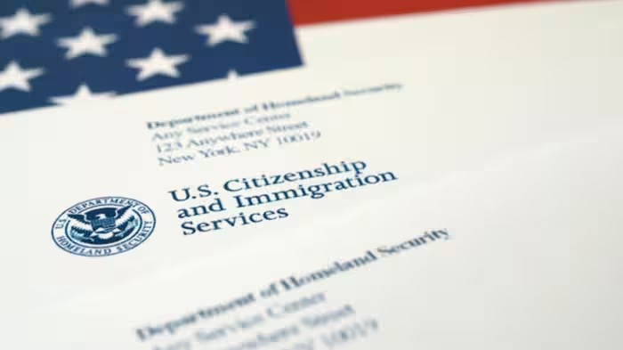 US Immigration Rule Changes: 15 સપ્ટેમ્બરથી USCIS કરશે 2 મોટા ફેરફાર, ભારતીય સ્ટુડન્ટ્સ અને વર્કર્સ પર સીધી અસર 1 US Immigration Rule Changes