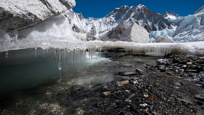 Himalaya Glacier Melting: વરસાદ જ નહી આવે તો ? હવે નહીં સમજ્યા તો ટીપે ટીપા માટે તરસશો… 1 Himalaya Glacier Melting