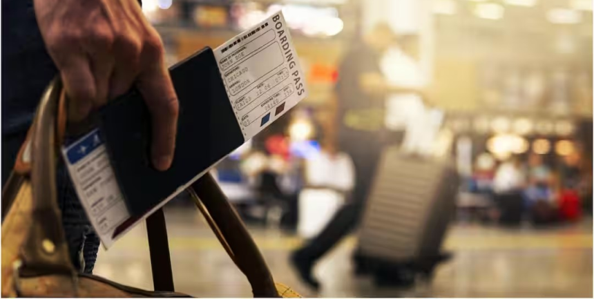 First Flight Guide: પહેલી ફ્લાઇટ મુસાફરીમાં આ 5 સ્ટેપ્સ ભૂલશો નહીં, એરપોર્ટ પ્રક્રિયા થશે સરળ 1 First Flight Guide