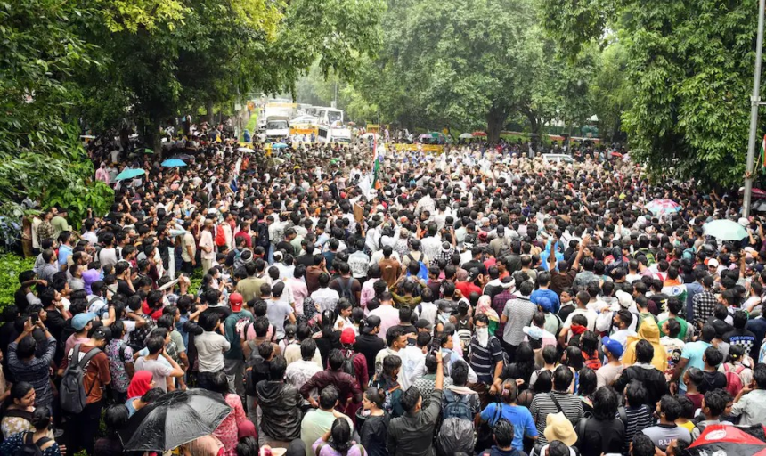 India Youth Anger: પ્રધાનમંત્રી મોદી માટે યુવાનોનો રોષ સૌથી મોટો પડકાર કેમ બની રહ્યો છે? 1 India Youth Anger