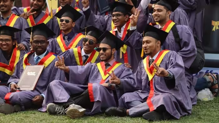 NOS Scholarships 2026-27: માસ્ટર્સ અને PhD માટે વિદેશમાં મળશે આર્થિક મદદ, જાણો કોણ કરી શકે અપ્લાય અને શું મળશે લાભ 1 NOS Scholarships 2026-27