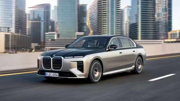 BMW 7 Series Facelift India: ભારતમાં નવી BMW 7 Series ફેસલિફ્ટની પ્રી-લૉન્ચ બુકિંગ શરૂ, મળશે 720 કિમીની ઇલેક્ટ્રિક રેન્જ 1 BMW 7 Series Facelift India
