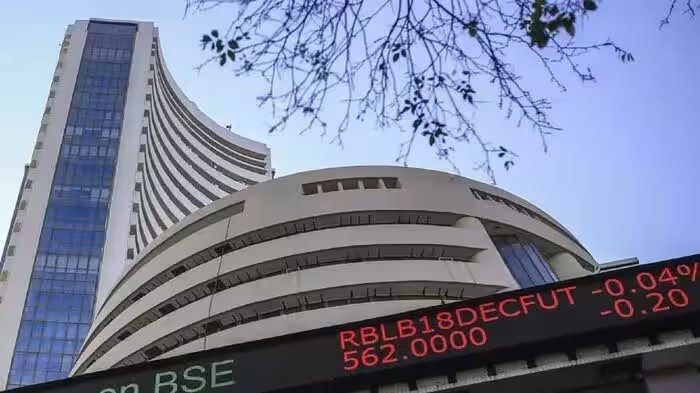 Share Market Today: સેન્સેક્સમાં 100 પોઇન્ટથી વધુનો ઉછાળો, કોટક મહિન્દ્રા બેંક અને ઇટરનલમાં સૌથી વધુ તેજી 1 Share Market Today