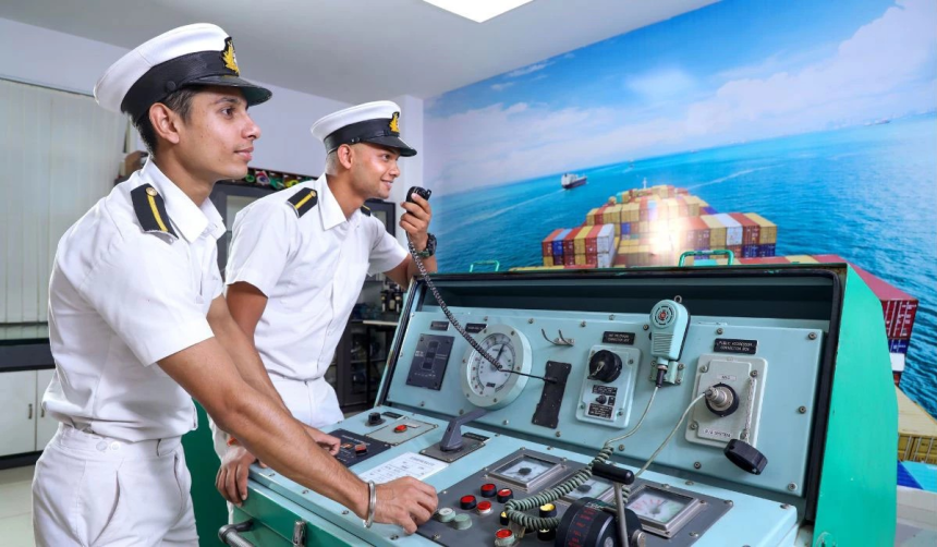 Merchant Navy Career: મર્ચન્ટ નેવીમાં કેવી રીતે બનાવશો કારકિર્દી? લાયકાતથી લઈને પગાર સુધીની સંપૂર્ણ માહિતી 1 Merchant Navy Career