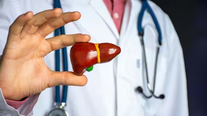 Liver Disease: લિવરની બીમારીને કેમ કહેવામાં આવે છે સાઇલન્ટ કિલર? આ બીમારીઓ તેને બનાવે છે ખતરનાક 1 Liver Disease