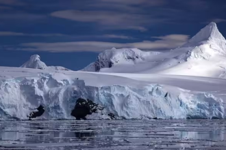 Antarctica Glacier Melting