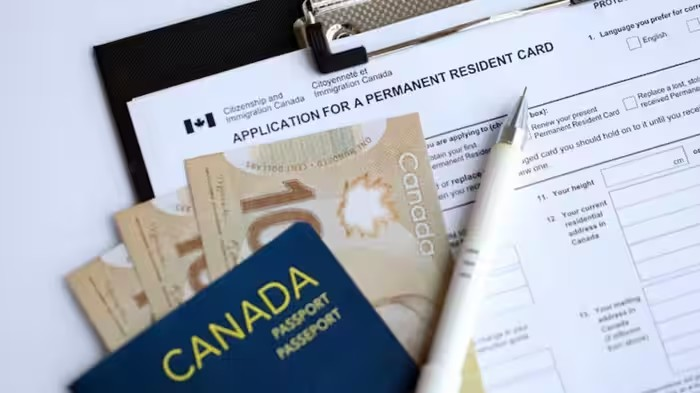 Canada PR for Indians: કૅનેડા 2,000 સ્કિલ વર્કર્સને PR માટે આપશે તક, ભારતીય વર્કર્સ માટે જાણો CRS સ્કોર સહિતની શરતો 1 Canada PR for Indians