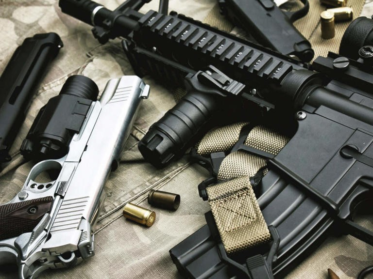 Secunderabad Army Weapon Theft: સિકંદરાબાદ છાવણીની આર્મરીમાંથી 4 AK-203 અને INSAS રાઇફલ સહિત 12 હાઈટેક હથિયારોની ચોરી 1 Secunderabad Army Weapon Theft