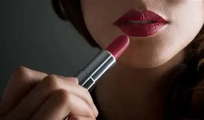 Insect-Derived Red Lipstick