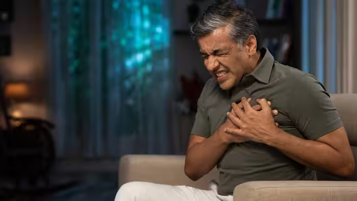 Nana Patekar Death: નાના પાટેકરના નિધનનું કારણ શું હતું? જાણો હાર્ટના ઇલેક્ટ્રિકલ સિસ્ટમ અને Cardiac Arrest વચ્ચેનો સંબંધ 1 Cardiac Arrest