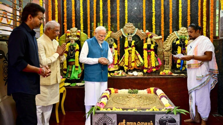 BJP Delimitation Bill: થલપતિ વિજય સાથે PM મોદીની મુલાકાતની ચર્ચા, જ્ઞાનેશ કુમારના મુદ્દે BJPની રાજકીય મુશ્કેલીઓ વધી 1 BJP Delimitation Bill