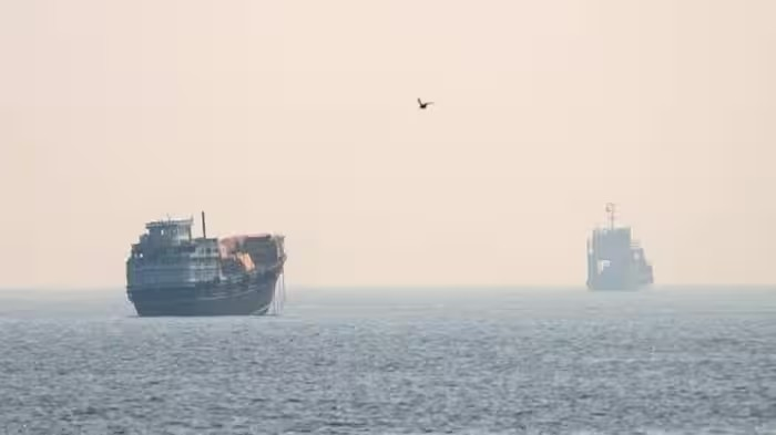 Oman Tanker Drone Attack: ઓમાનના દરિયાકાંઠે ટેન્કર પર ડ્રોન હુમલો, ભારતીય નાવિકો અંગે આવ્યું મોટું અપડેટ 1 Oman Tanker Drone Attack