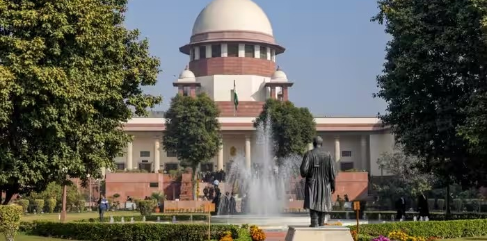 SC Delhi Women Safety: જાહેર સ્થળોએ મહિલાઓની છેડતી કરનારાઓમાં ડર પેદા કરો, સુપ્રીમ કોર્ટની દિલ્હી પોલીસને સૂચના 1 SC Delhi Women Safety