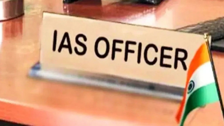 Gujarat IAS Transfer 2026: ગુજરાતમાં 17 IAS અધિકારીઓની બદલી, મહેસાણા અને આણંદ સહિત અનેક જિલ્લાઓને નવા કલેક્ટર મળ્યા 1 Gujarat IAS Transfer 2026