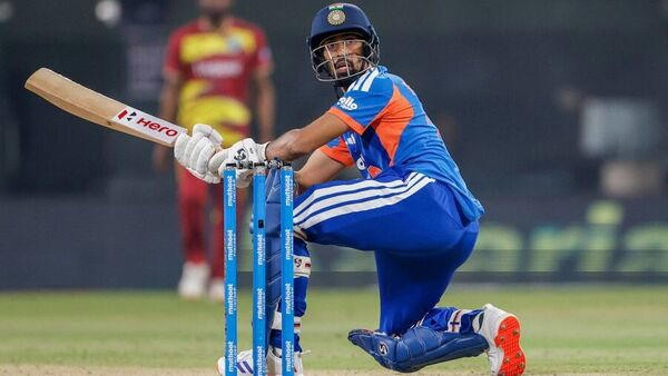 Prince Yadav Ind vs WI: વેસ્ટ ઇન્ડીઝ સામેની મેચમાં પ્રિન્સ યાદવે રચ્યો અનોખો રેકોર્ડ, અશ્વિન અને શ્રીસંતની યાદીમાં જોડાયા 1 Prince Yadav Ind vs WI