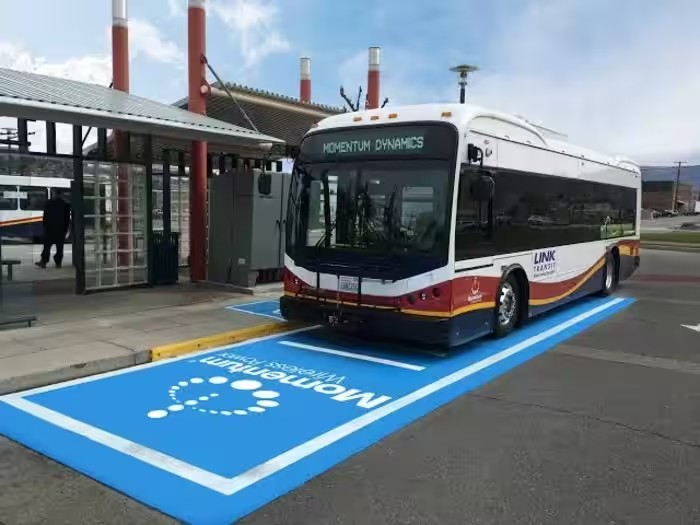 Wireless Bus Charging: ઇલેક્ટ્રિક બસના ટાયરથી જ થશે ચાર્જિંગ, સ્વિટ્ઝર્લેન્ડની કંપનીએ બનાવી અનોખી વાયરલેસ ટેકનોલોજી 1 Wireless Bus Charging