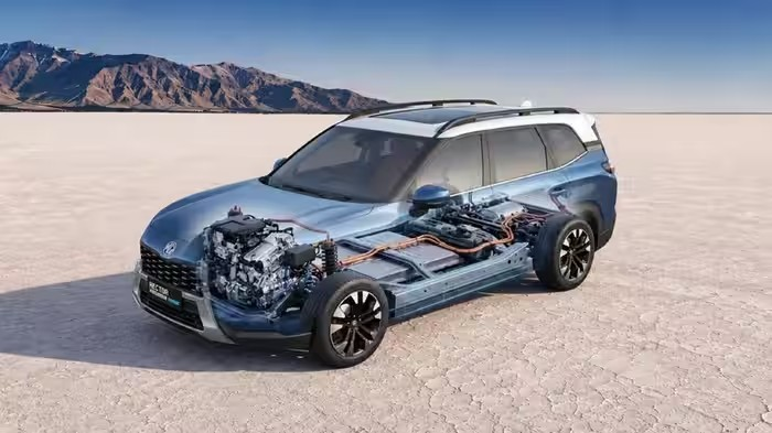 PHEV Car Technology: PHEV કાર શું છે? સામાન્ય હાઇબ્રિડ અને ઇલેક્ટ્રિક કારથી આ ટેક્નોલોજી કેટલી અલગ છે, જાણો તેના ફાયદા 1 PHEV Car Technology