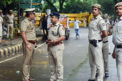 Delhi Police Name Plate Rules