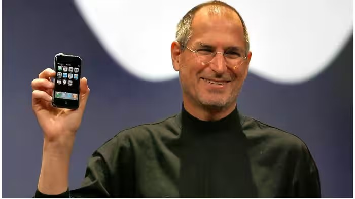 iPhone i Meaning: iPhoneના ‘i’માં છુપાયેલા છે 5 અલગ અર્થ, Steve Jobsના વિઝનથી શરૂ થઈ હતી આ ખાસ બ્રાન્ડિંગ 1 vq0wyqku